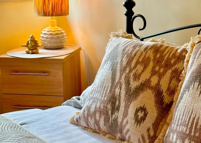 Heron Gate Comfort, Park And Pillow Alloggio in famiglia